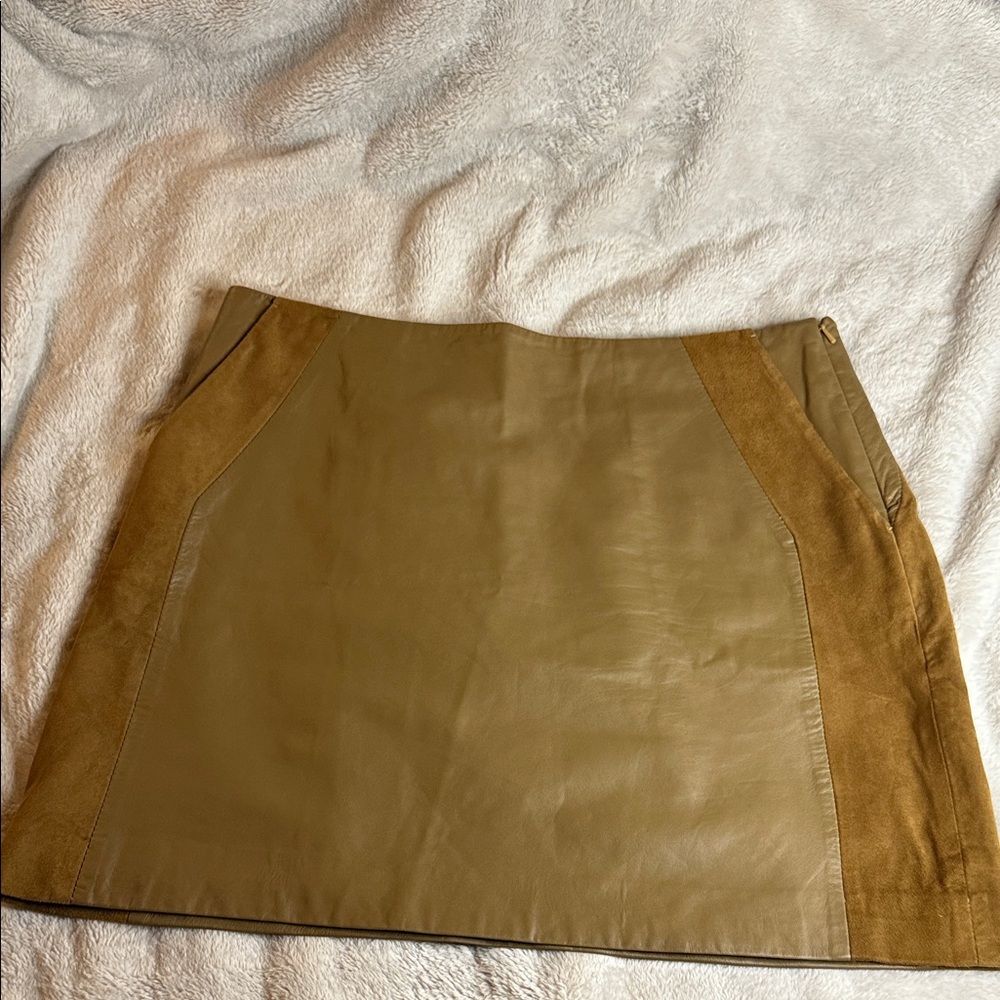 Chic Tan Mini Skirt with Suede Accents